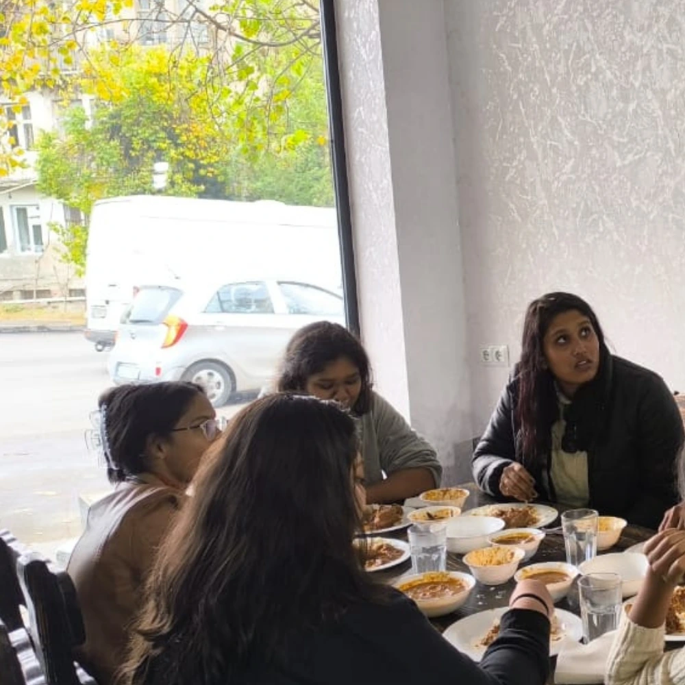 Tamil Nadu students having Tamil food in a safe Uzbekistan hostel mess arranged by Annamalayar the Best MBBS Consultant in Tamil Nadu